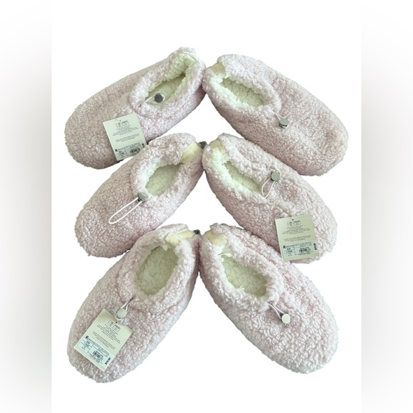 Shoes - Cozy Pink Women's Slippers